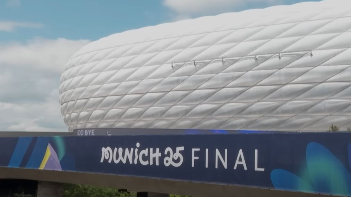 ADM4D - UEFA Ganti Nama